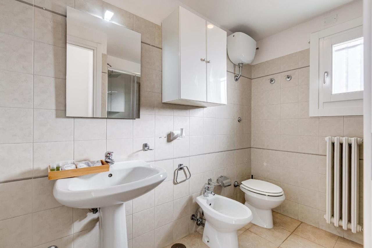Jmartins Colosseo Suites Róma Kültér fotó